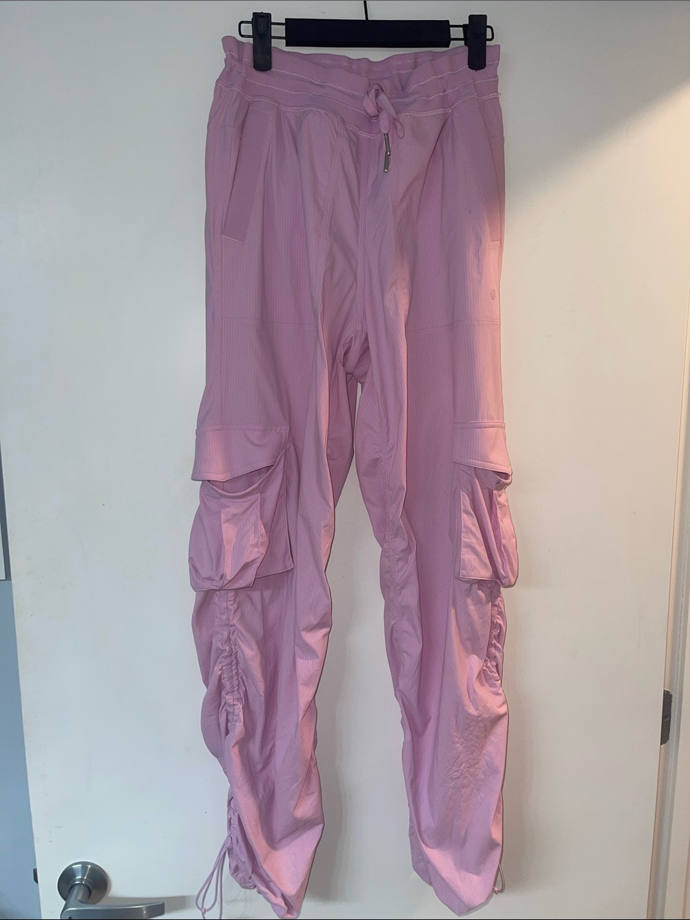 Lululemon pink studio dance cargo joggers size small